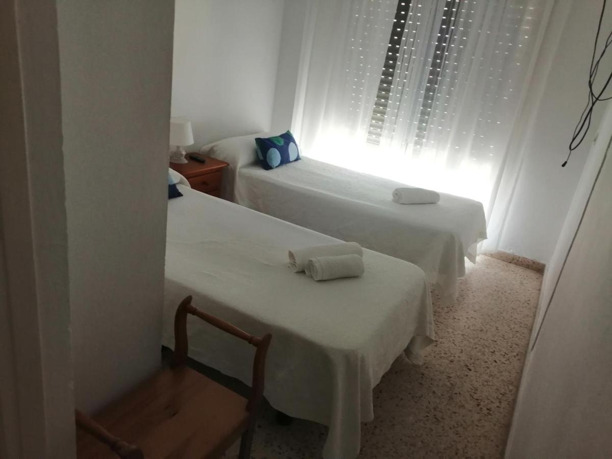 Hostal La Parada Hotel Huelva Bagian luar foto