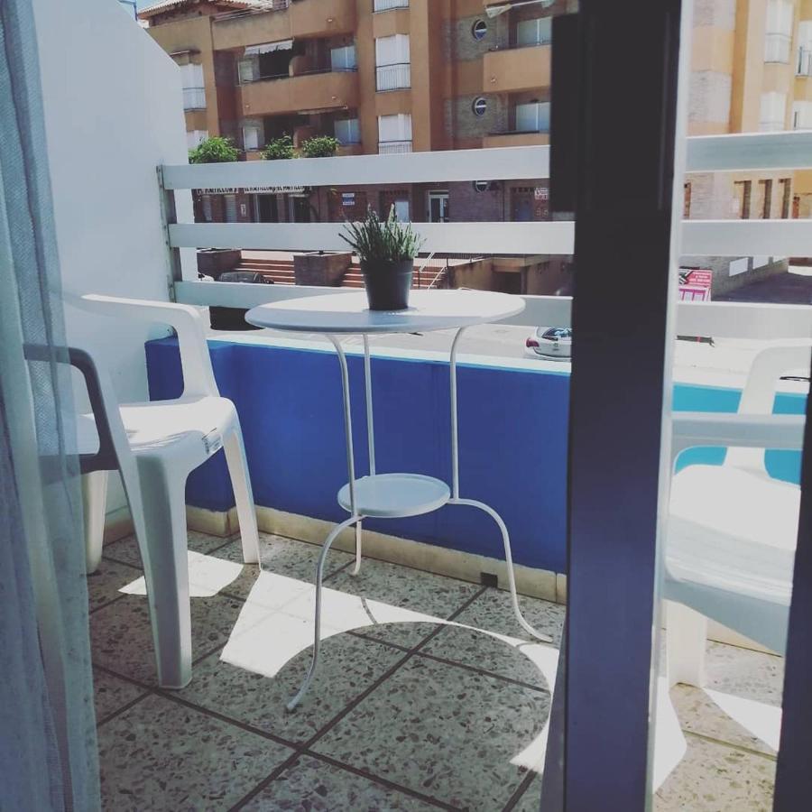 Hostal La Parada Hotel Huelva Bagian luar foto