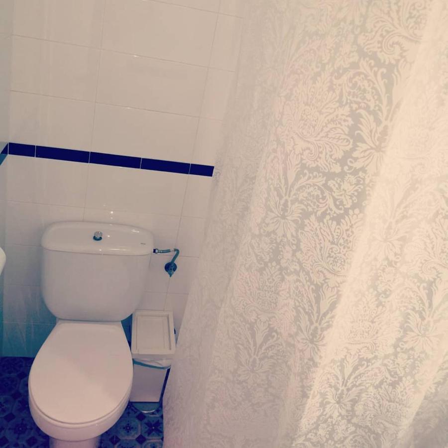 Hostal La Parada Hotel Huelva Bagian luar foto